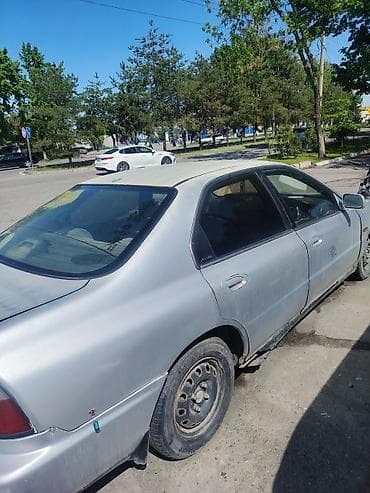 step 2: Honda Accord: 1996 г., 2 л, Автомат, Бензин, Седан — 2