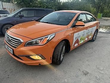 сед: Hyundai Sonata: 2019 г., 2 л, Автомат, Газ, Седан — 2