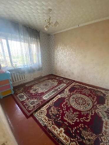 кара май: Продам 2х комнатную квартиру 77-серии 4-этаж адрес масалиева 14б — 1
