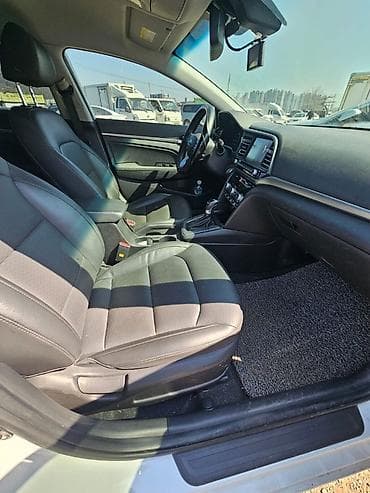 с4 авант: Hyundai Elantra: 2019 г., 1.6 л, Бензин, Седан — 9