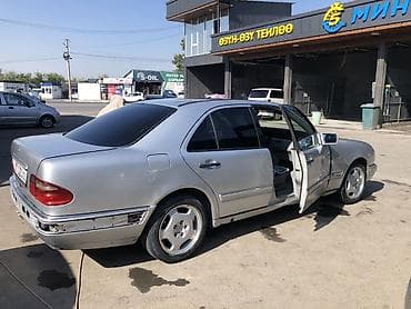 машина мерс с: Mercedes-Benz E-Class: 1996 г., 3.2 л, Механика, Газ, Седан — 10
