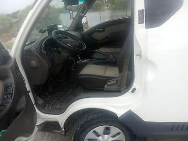камаз кузуп: Жеңил жүк ташуучу унаа, Hyundai, Стандарт, 2 т, Колдонулган — 9