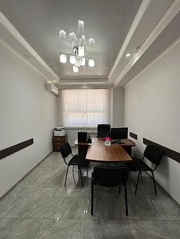 open space: Аренда офисов, 109 м², В административном здании, С оборудованием — 2