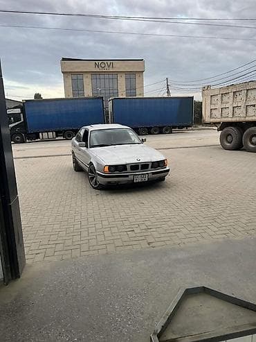 сигнал мерседес: BMW 5 series: 1991 г., 2.5 л, Механика, Бензин, Седан — 8