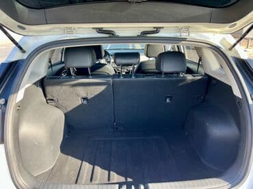 дополнительные приборы: Kia Niro: 2018 г., 1.6 л, Робот, Гибрид, Кроссовер — 8