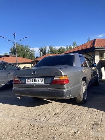 Унаа: Mercedes-Benz W124: 1988 г., Седан — 4