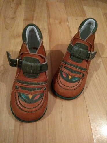 Chrysler: Продаю кожаные детские ортопедические ботинки универсал. размер 21. с — 4