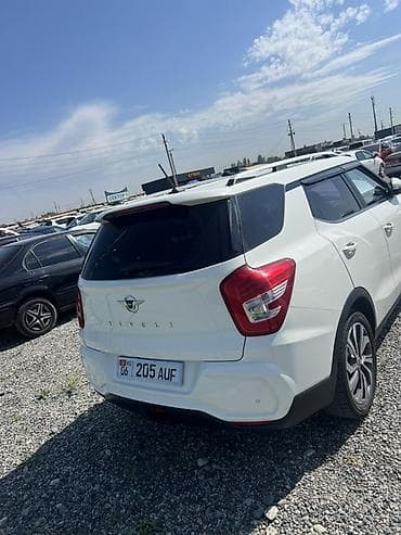 авто для такси: Ssangyong Tivoli: 2021 г., Автомат, Кроссовер — 6