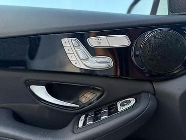 трактыр 82: Mercedes-Benz C-Class: 2019 г., 2 л, Автомат, Бензин, Седан — 7