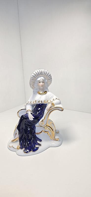 дом на калесо: 🔥Статуэтка 1995-2000г. "Девушка в кресле", "Autumn Bsb Italy"фарфор в — 1