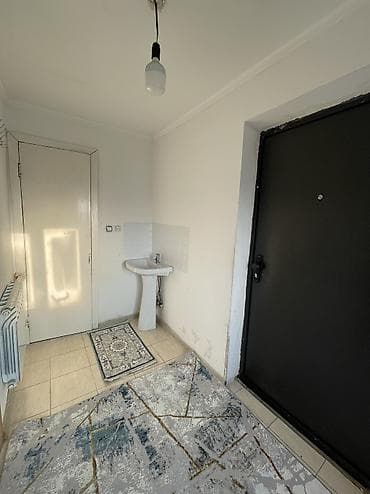 продаю дом 35000: 🏡 Продаётся ДОМ 💰 Цена 50 000 $ 🌇В городе Балыкчы 📍 ул. Кок-Ойрок 90 — 8