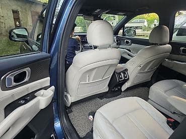 deepal so7: Kia Sorento: 2021 г., 1.6 л, Автомат, Гибрид — 10