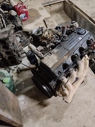 m102: Бензиновый мотор Mercedes-Benz 1991 г., 2.3 л, Б/у, Оригинал, Германия — 1