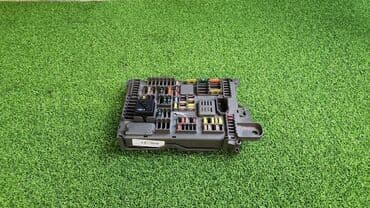 блок предохранителей: Блок предохранитель е70 6 931 —687 В отличном состоянии, очень — 1