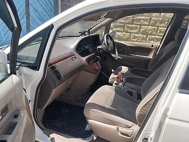 step 2: Honda Odyssey: 2001 г., 2.3 л, Автомат, Бензин, Минивэн — 4