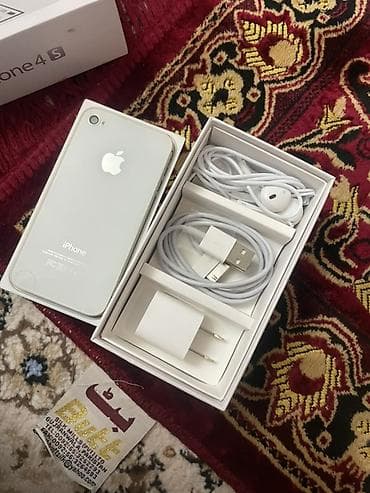 IPhone 4S, белый, в комплекте с коробкой и аксессуарами Особенности — 2