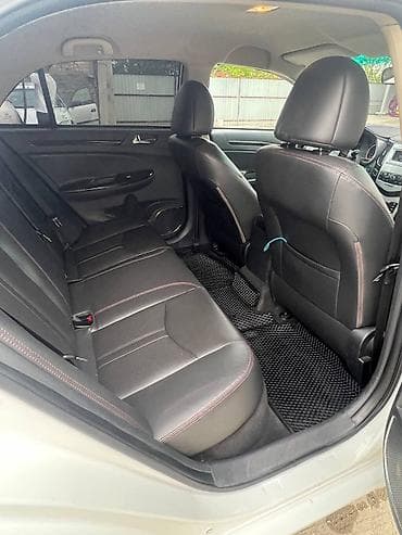 device kg: BYD E5: 2019 г., 0.1 л, Автомат, Электромобиль, Седан — 9