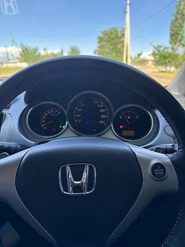 радиатор е46: Honda Fit: 2003 г. — 5