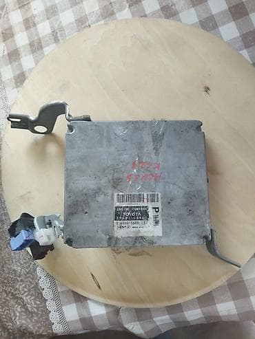 Свечи: Блок управления двигателем (ЭБУ) Toyota Harrier подходит для Lexus RX — 1