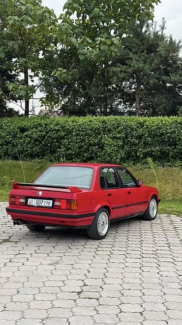 Продажа авто: BMW 3 series: 1990 г., Бензин, Седан — 8