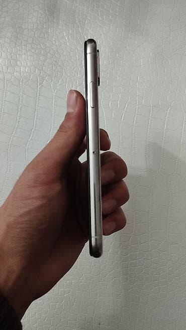 xiomi pad 5: IPhone Xs, Б/у, 256 ГБ, Серебристый, Чехол, 74 % — 3