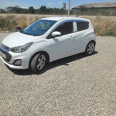 купить скричеры: Chevrolet Spark: 2018 г., 0.1 л, Автомат, Бензин, Хэтчбэк — 4