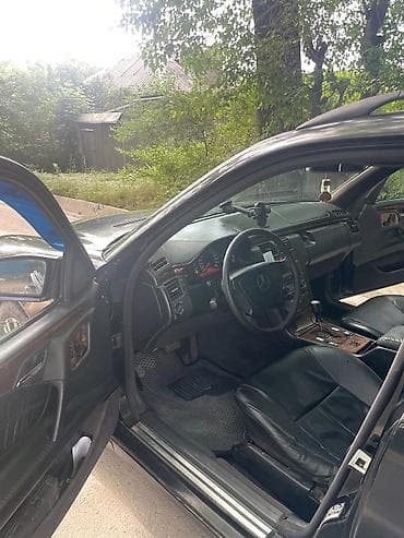 Продажа авто: Mercedes-Benz E-Class: 1999 г., 3.2 л, Автомат, Газ, Универсал — 7
