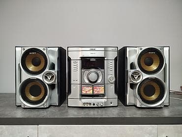Продаю недорого SONY музыкальный центр есть и другие