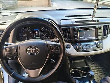 Продажа авто: Toyota RAV4: 2018 г., 2.5 л, Бензин, Кроссовер — 6