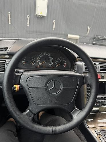 sl 55: Mercedes-Benz E-Class: 1998 г., 4.3 л, Автомат, Бензин, Седан — 2