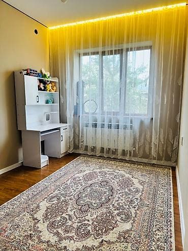 Үйлөр: 🏠 Продаётся 4-комнатный дом 100 м² с дизайнерским ремонтом, район — 6