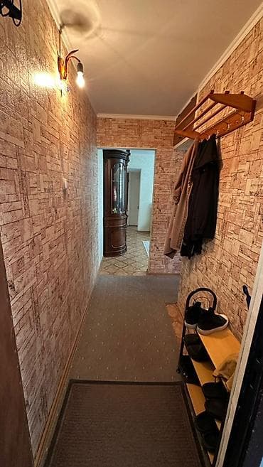 Квартиры: 3 комнаты, 58 м², 104 серия, 3 этаж, Косметический ремонт — 6