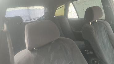 Продажа авто: Mazda 323: 1999 г., 1.6 л, Автомат, Бензин, Хэтчбэк — 3