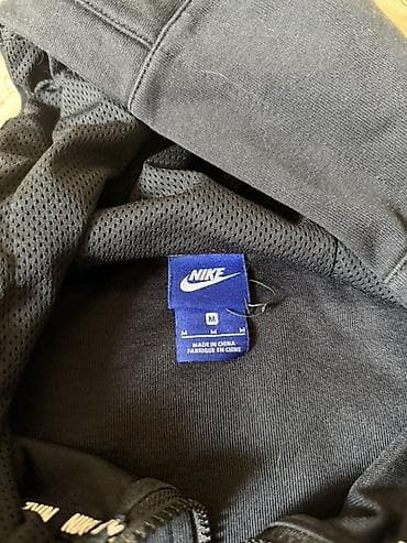 Футболки: Спортивный костюм Nike Av-15, размер M, подойдет на S, в хорошем — 5