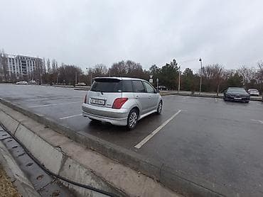 bmw 2002: Toyota Ist: 2002 г., 1.5 л, Автомат, Бензин, Хэтчбэк — 7