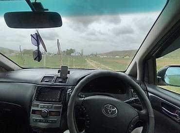 без пяти: Toyota Ipsum: 2004 г., 2.4 л, Газ, Универсал — 3