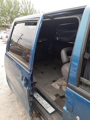 mini cooper: Nissan Serena: 1996 г., 2.4 л, Дизель, Минивэн — 5