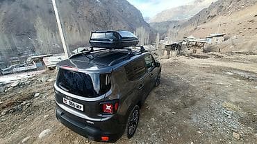 субари форестер: Jeep Renegade: 2017 г., 2.4 л, Автомат, Бензин, Кроссовер — 6