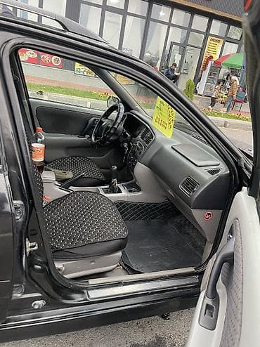 Транспорт: Nissan Primera: 2001 г., 1.8 л, Механика, Бензин, Универсал — 5
