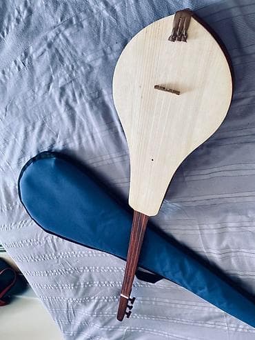 чехол для гитары: Продаётся Кыргызский национальный инструмент —комуз,3 — 1