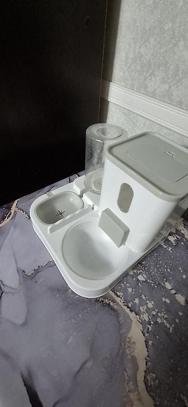 автокормушка для рыб: Автоматическая кормушка и поилка для кошек/собак 3-в-1 - — 3