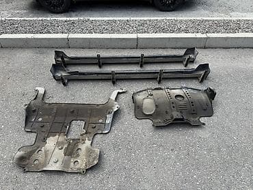 lend cruizer: Наружные накладки порогов Toyota, Б/у, Оригинал — 1