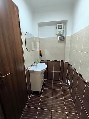 Недвижимость: Продажа офисов 43 м², Без мебели, Многоэтажное здание, 1 этаж — 5