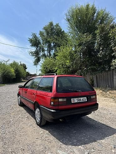 Транспорт: Volkswagen Passat Variant: 1991 г., 1.8 л, Механика, Бензин, Универсал — 3