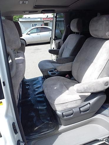 sprinter 2 2: Toyota Estima: 2002 г., 2.4 л, Автомат, Минивэн — 4