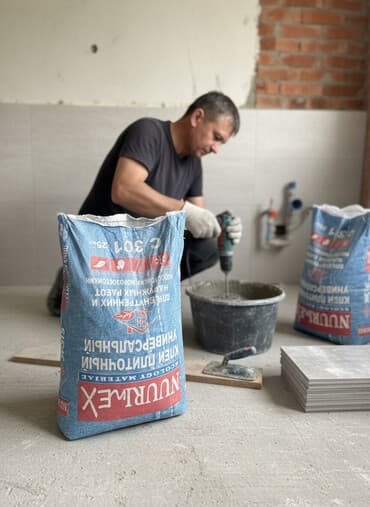 СИП-панели: Клей плиточный универсальный Nurimex C 301, в мешке 25 кг. Подходит — 1