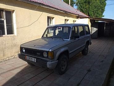 e klass: Isuzu Trooper: 1986 г., 2.8 л, Механика, Бензин, Внедорожник — 1