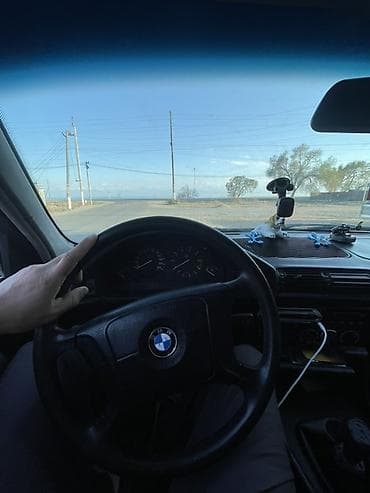 ауди а6 с4 1: BMW 5 series: 1995 г., 2 л, Кол менен иштөөчү, Бензин, Седан — 4