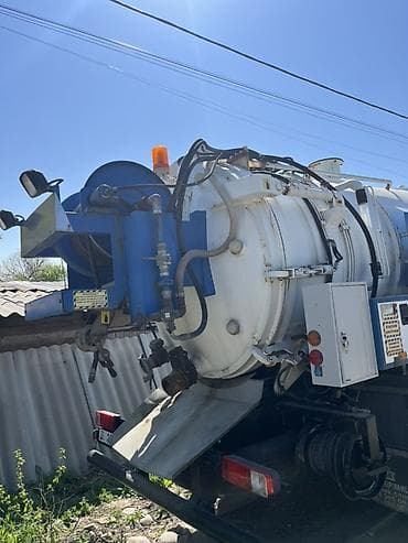 машина для откачки канализации: Ассенизатор, Ford, 2011 г., 10 м3 — 2