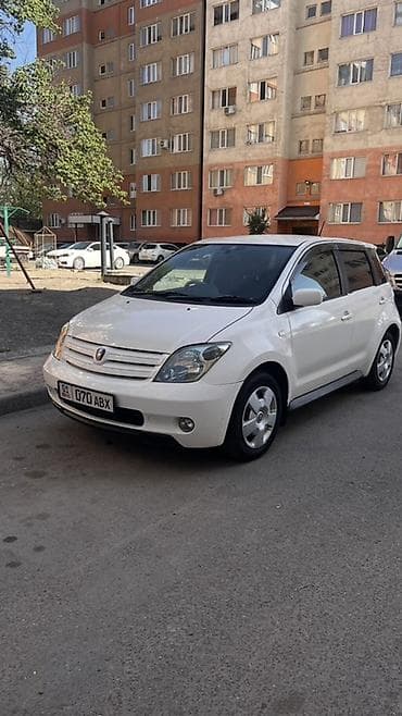 prius 30: Toyota Ist: 2003 г., 1.3 л, Автомат, Бензин, Хэтчбэк — 8